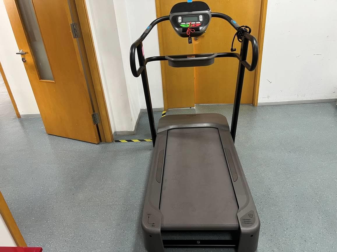 DOMYOS Fitness Treadmill - FCC ID 2A8UOW900 - Decathlon America LLC (3)