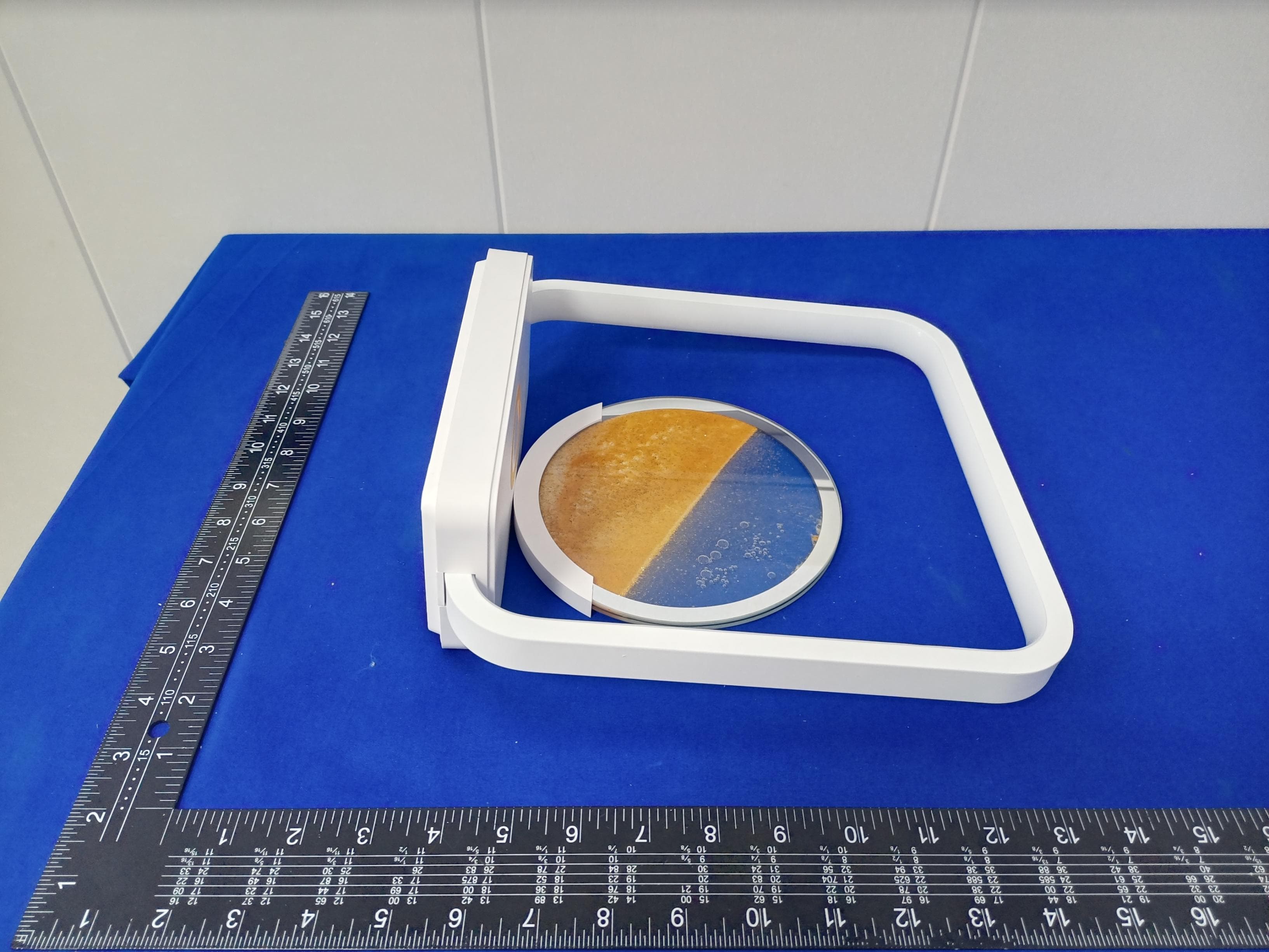 Wireless charging of quicksand painting desk lamp - FCC ID 2A8V2-AX-213 - Shenzhen Weiteshijia Technology Co., Ltd. (3)