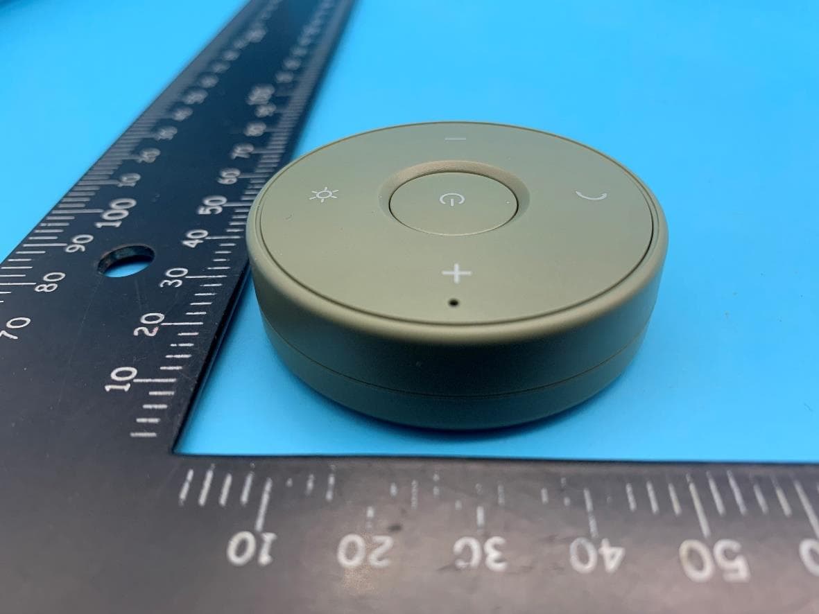 RC2 remote control - FCC ID 2A8V2-WT-F61B - Shenzhen Weiteshijia Technology Co., Ltd. (3)