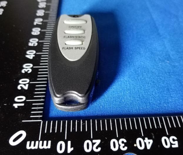 Remote Control - FCC ID 2A8VJB-2 - CM-GLO LLC (2)