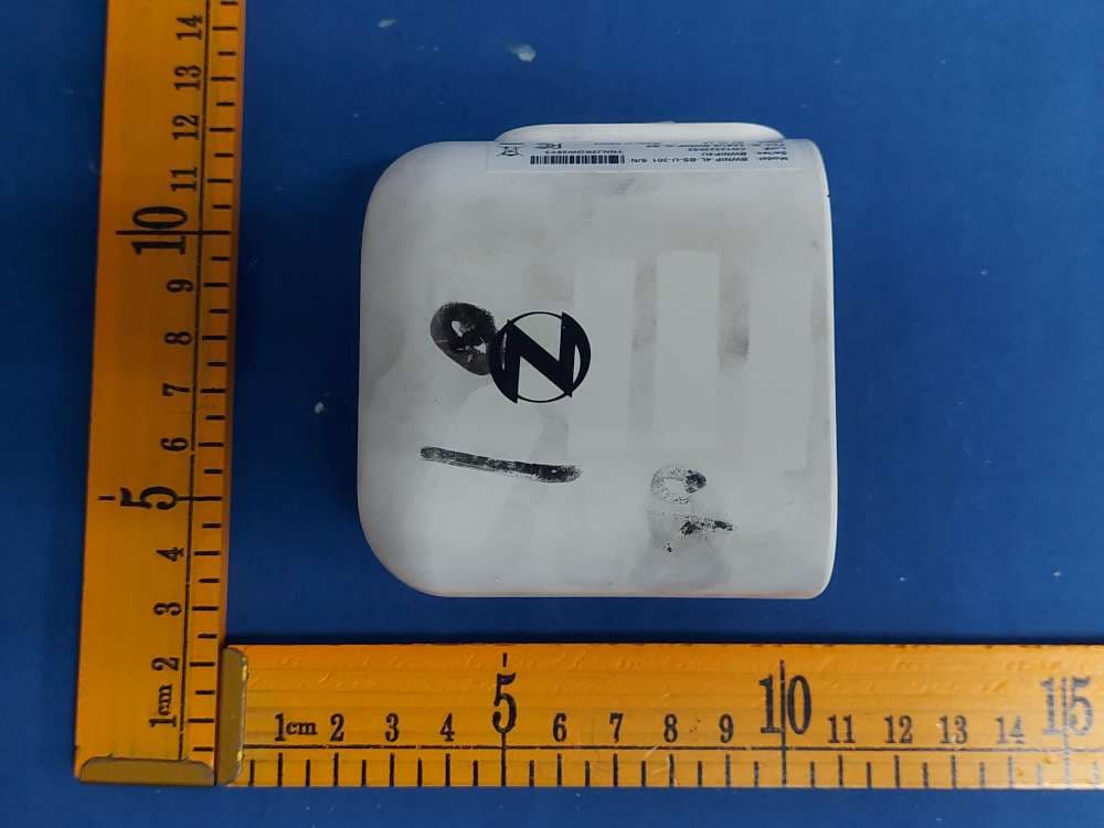Wire Free Camera with Battery - FCC ID 2A8WL-BWNIP-4L-BS - SHARETRONIC DATA TECHNOLOGY (HONG KONG) LIMITED (5)