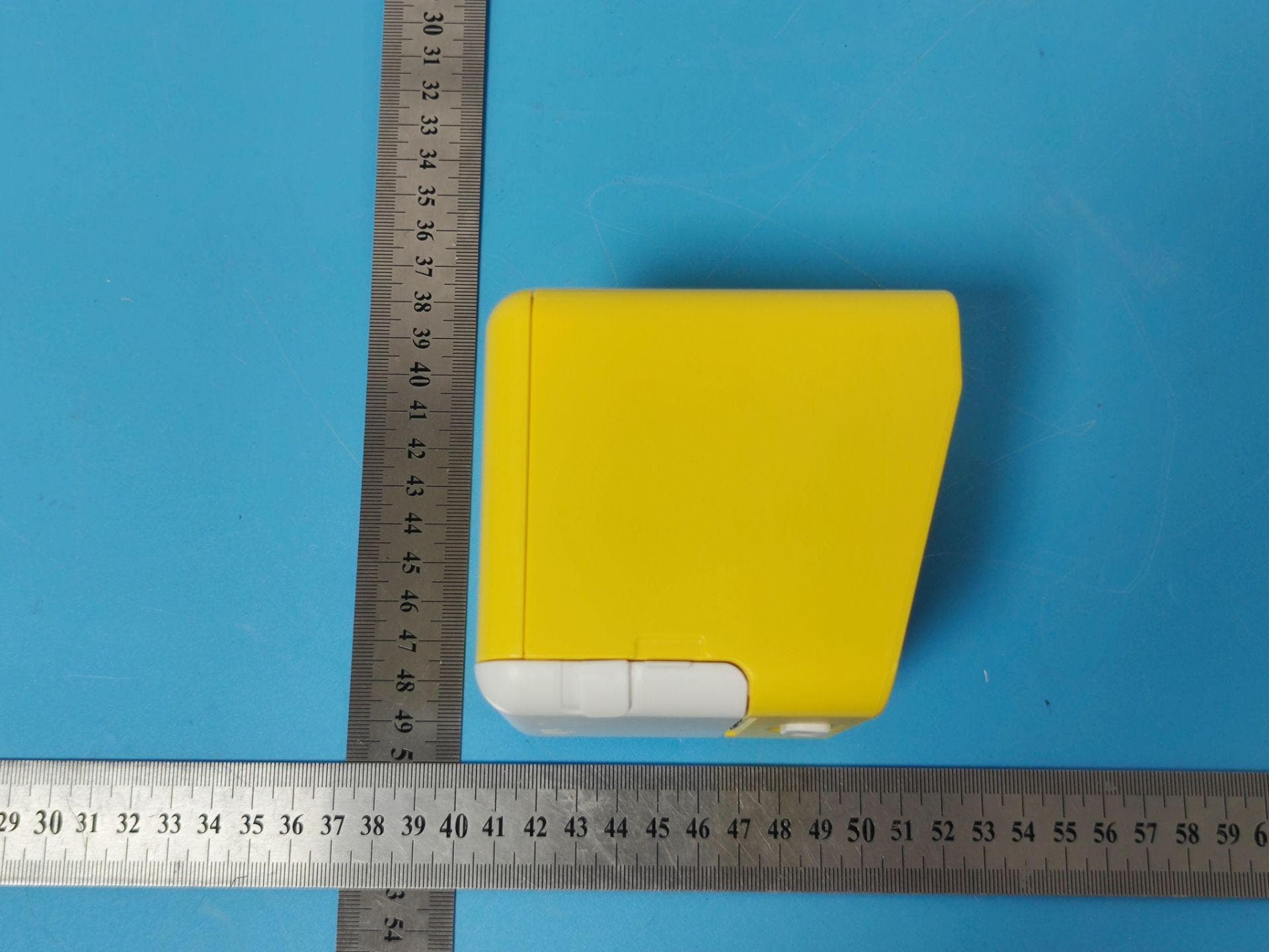Ognee Magic Box - FCC ID 2A8WY-SC-AI19 - Ningbo Simshine Intelligent Technology Co., Ltd (3)
