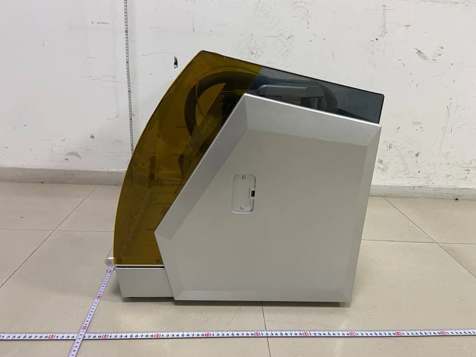 Carvera Desktop CNC machine - FCC ID 2A8Z8-CARVERA - Huaibei Makera Technology Co., Ltd (4)