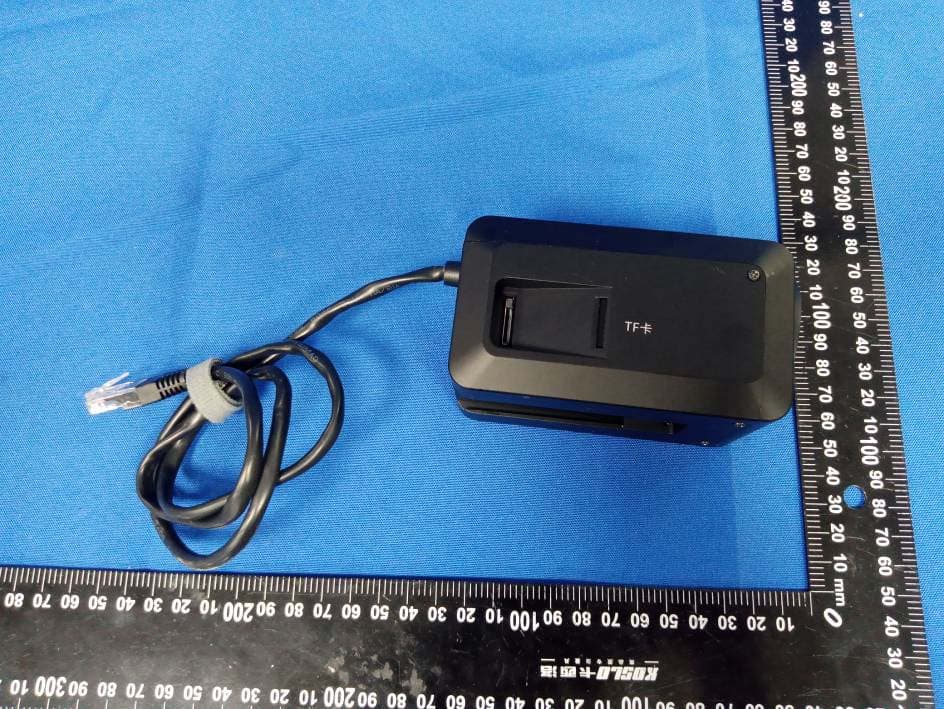 U100 Remote Camera Assistant - FCC ID 2A8ZSU100IGB - Zhongshan Yueguang Intelligent Imaging Technology Co., Ltd. (4)