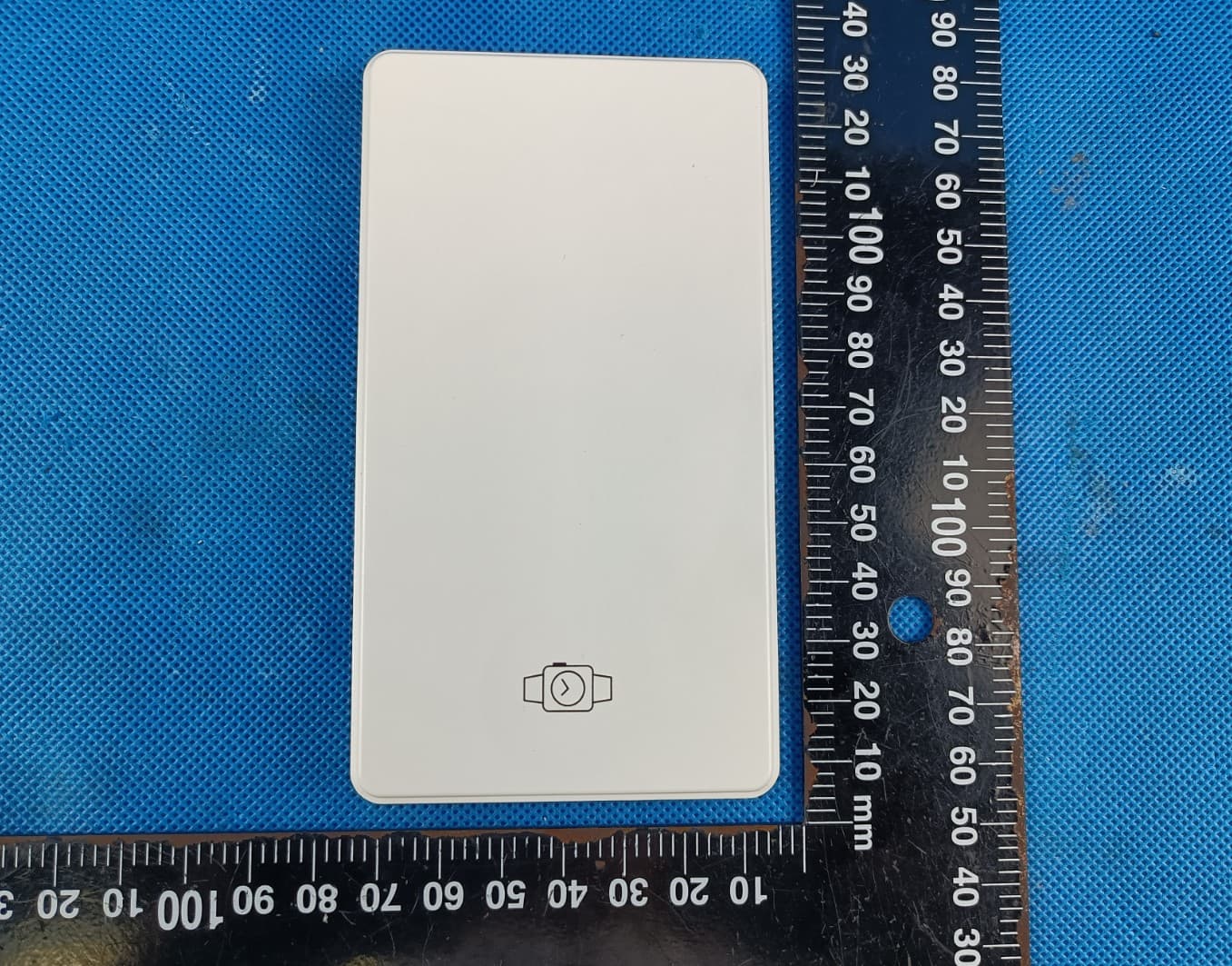 4000 mAh MagClick Wireless Power Bank with Watch Charger - FCC ID 2A92I-AST-WR246CC - NINGBO ALLSTAR IMPORT&EXPORT CO.,LTD (3)