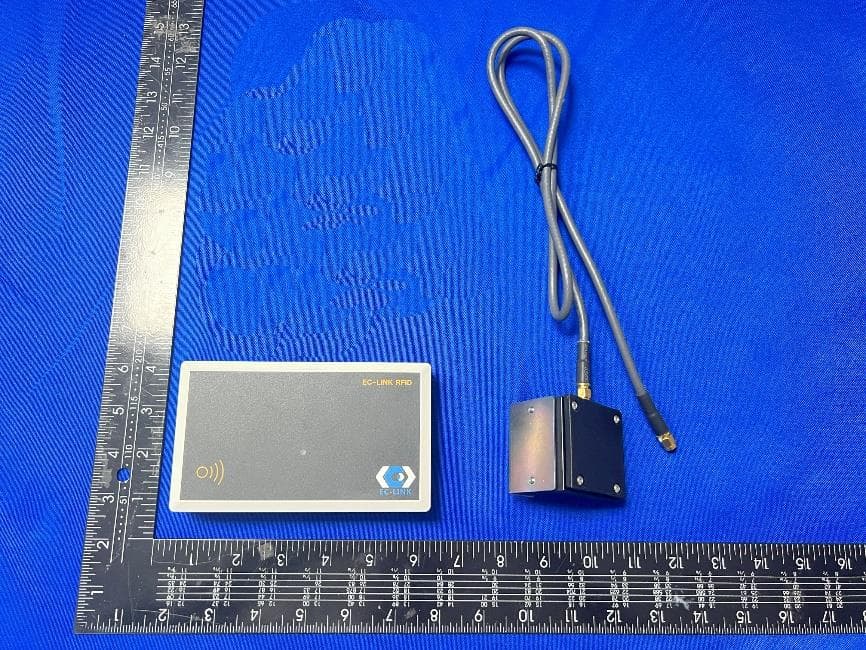 RFID Module - FCC ID 2A92Z-ECRF200DLT7 - Complete Genomics, Inc.