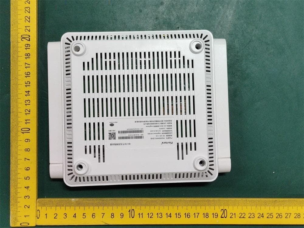Dual Band Gigabit Router - FCC ID 2A938-PNGR06NWS1 - Jiangsu Austin Optronics Technology Co.,LTD (2)