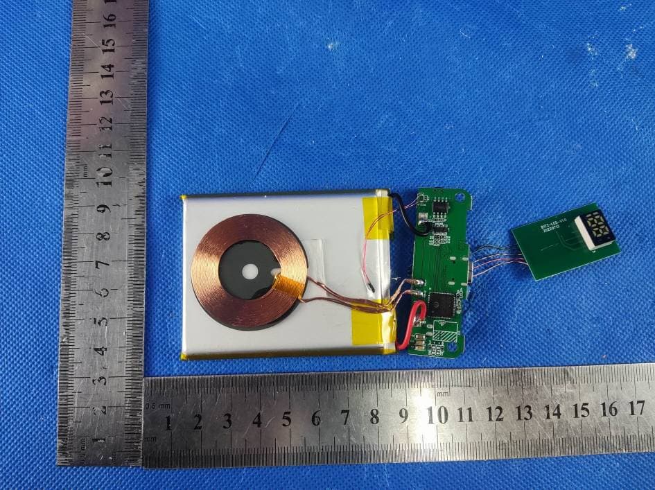 Ring wireless charging bank - FCC ID 2A939-B01 - Guangzhou Wenzhong Technology Co., Ltd (4)