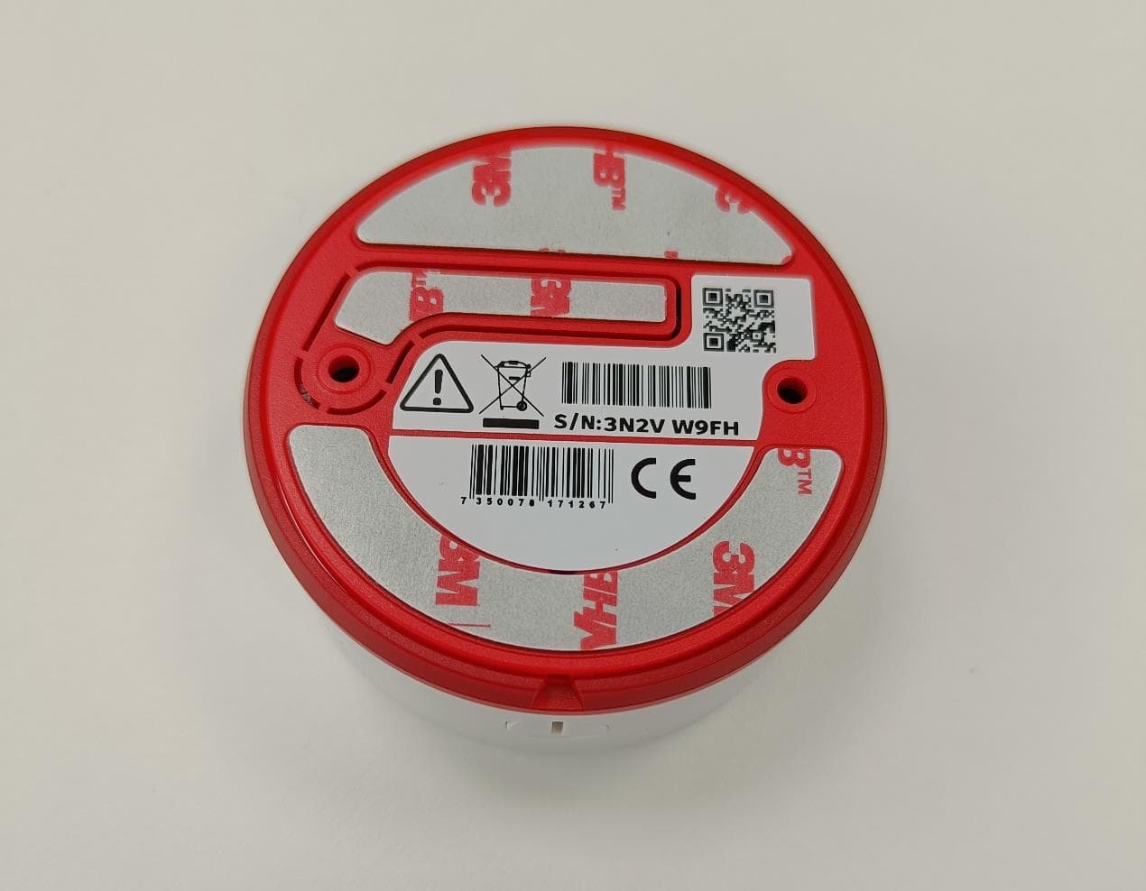 Smart Panic Button - FCC ID 2A93W-GWL-SPB - Verisure Sarl