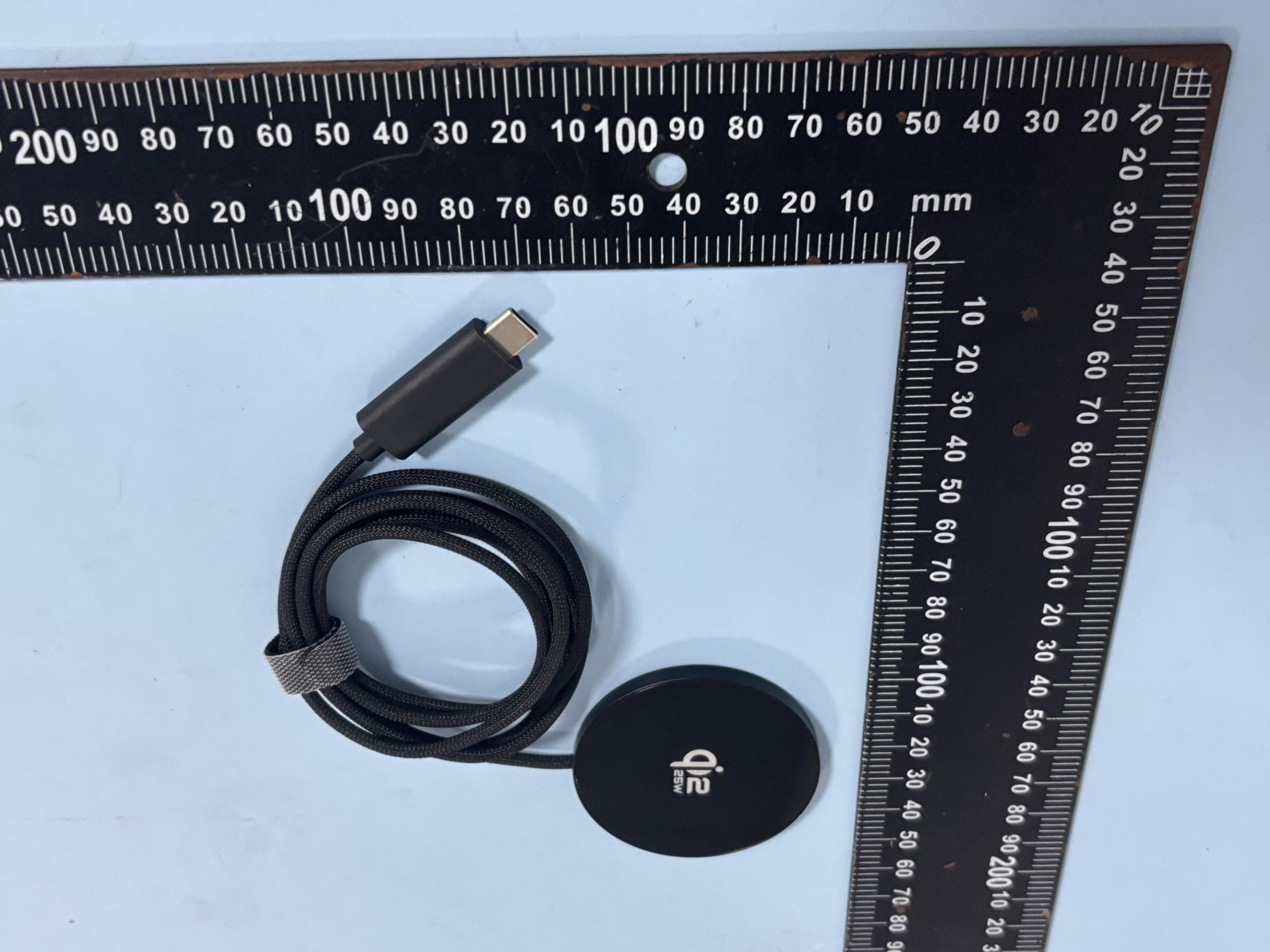 QI2.2 Magnetic Wireless Charger - FCC ID 2A93X-LCV28-C5 - Shenzhen Lechong Technology Co., Ltd (5)