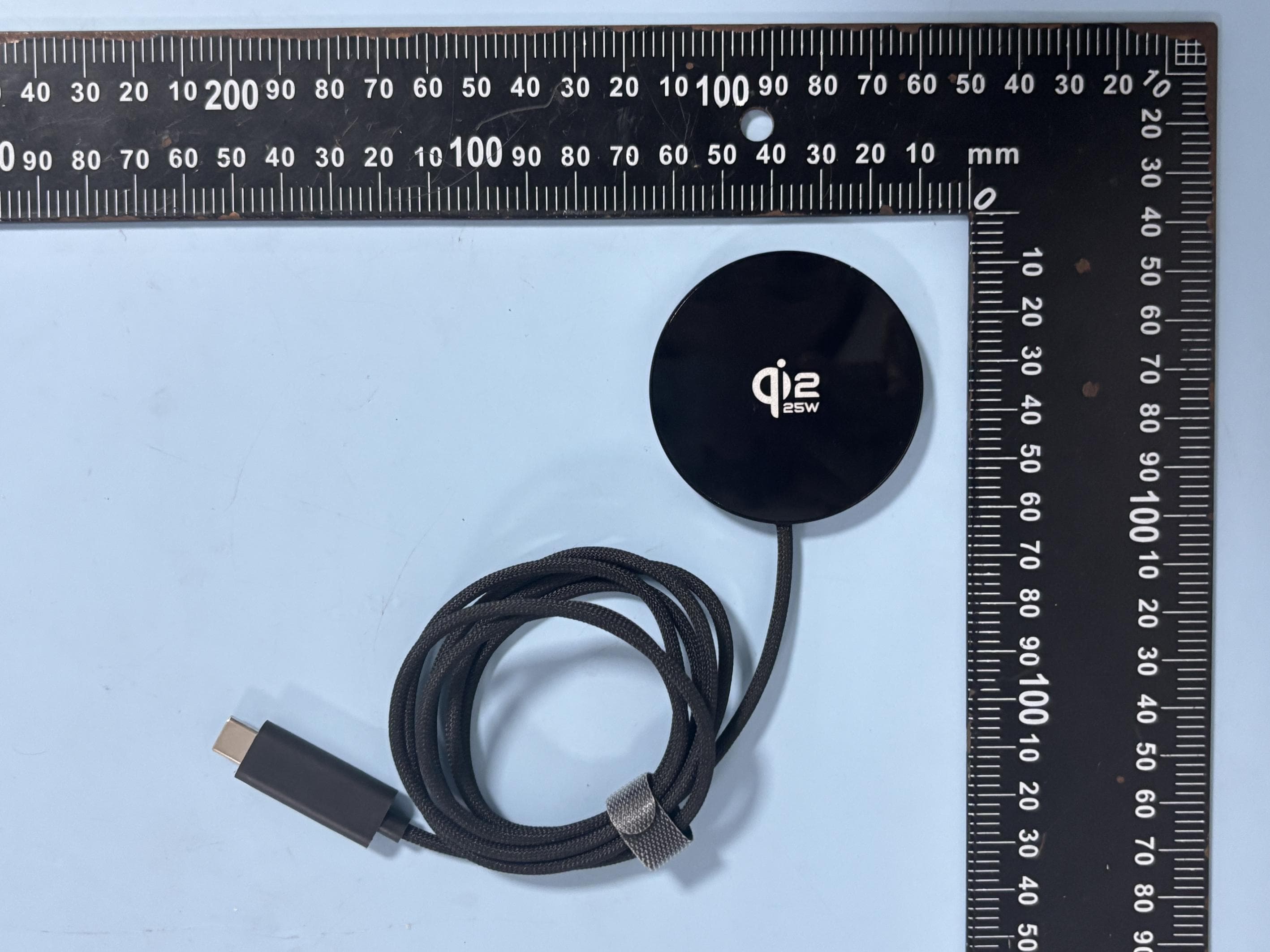 QI2.2 Magnetic Wireless Charger - FCC ID 2A93X-LCV28-C5 - Shenzhen Lechong Technology Co., Ltd (2)