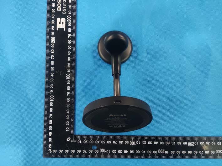 Magnetic suction three in one wireless charging - FCC ID 2A93X-V7 - Shenzhen Lechong Technology Co., Ltd (2)