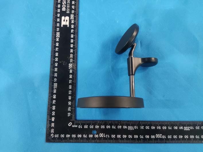 Magnetic suction three in one wireless charging - FCC ID 2A93X-V7 - Shenzhen Lechong Technology Co., Ltd (5)