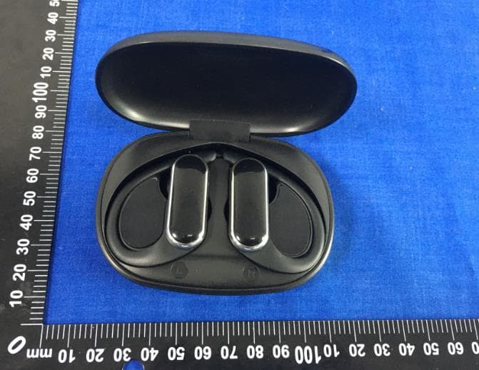 Ear mounted Bluetooth headset - FCC ID 2A93Y-C8 - Shenzhen Futianda Electronics Co.,Ltd (2)
