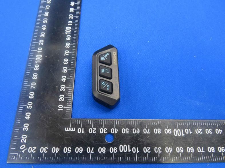 Bluetooth remote control - FCC ID 2A95C-CGRC - CHIGEE TECHNOLOGY CO., LTD. (4)