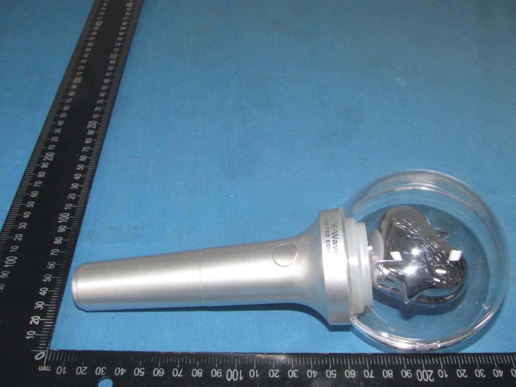 F2 LIGHT STICK - FCC ID 2A95E-F2RV1 - 3plus Ltd. (4)