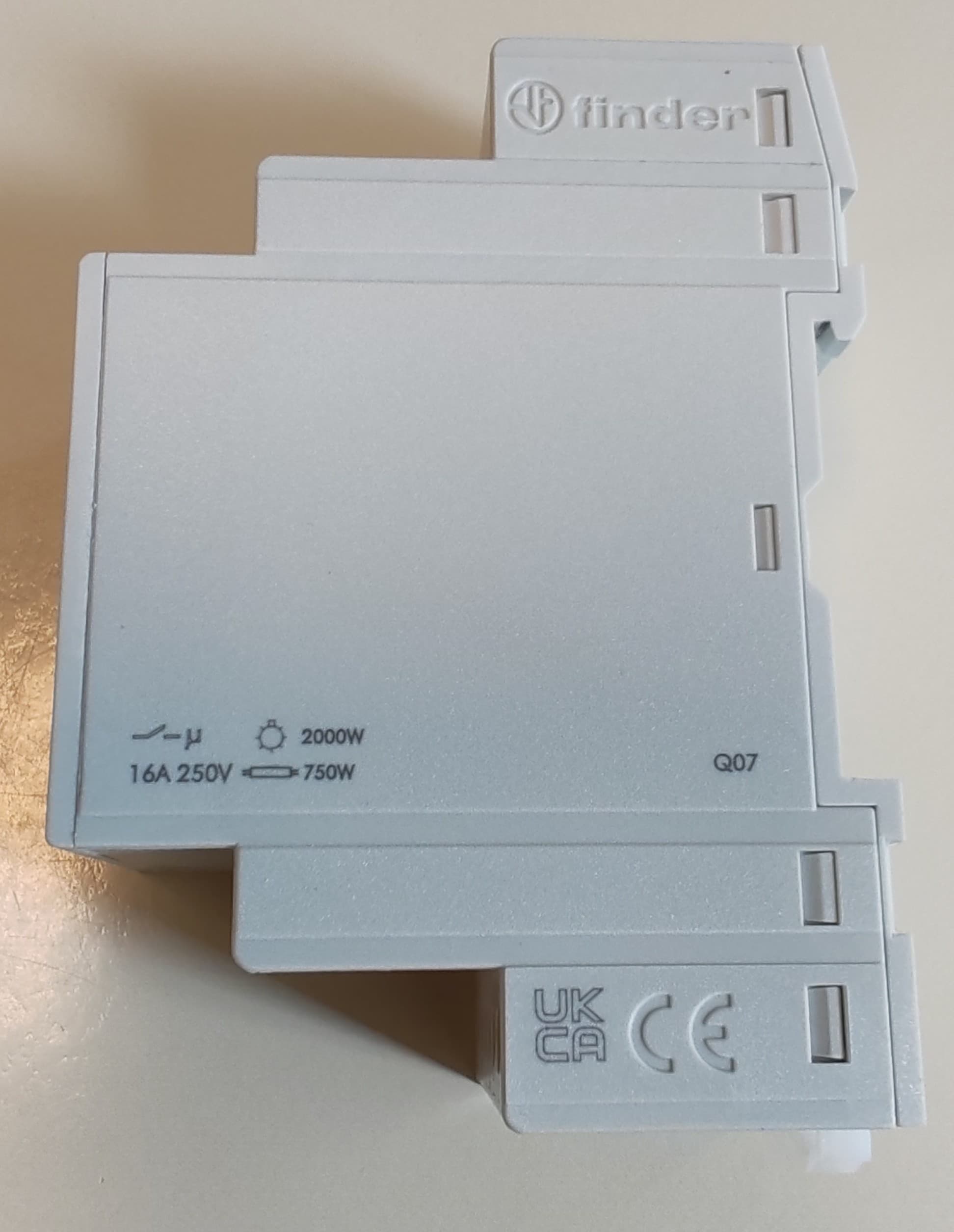 Electronic Time Switch - FCC ID 2A97G-12001 - Finder S.p.A. con unico socio (2)