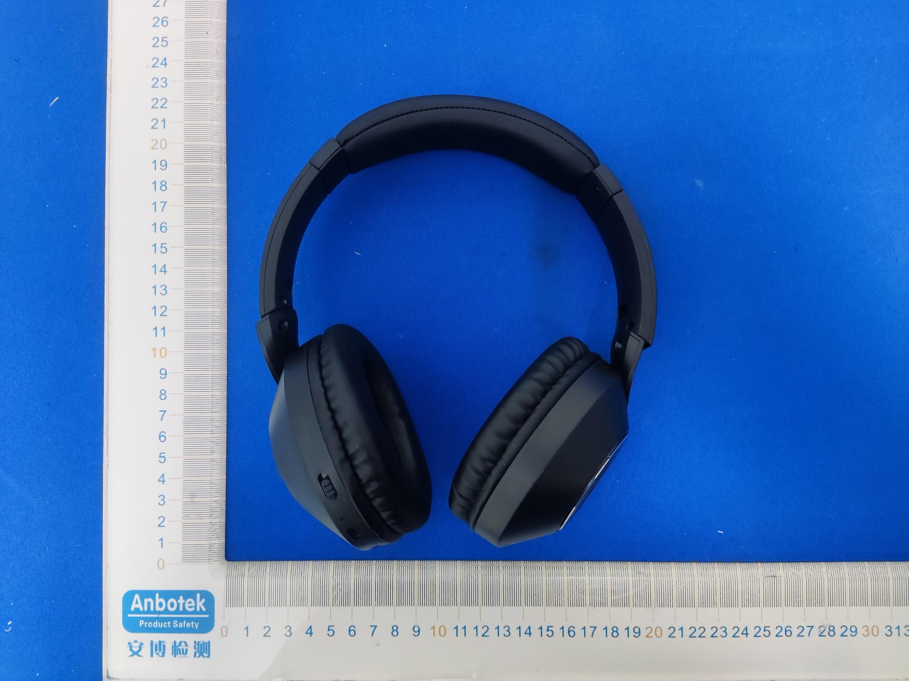 Bluetooth headphone - FCC ID 2A98Z-GS-BT08 - Dongguan Gesen Electronics Technology Co, Ltd