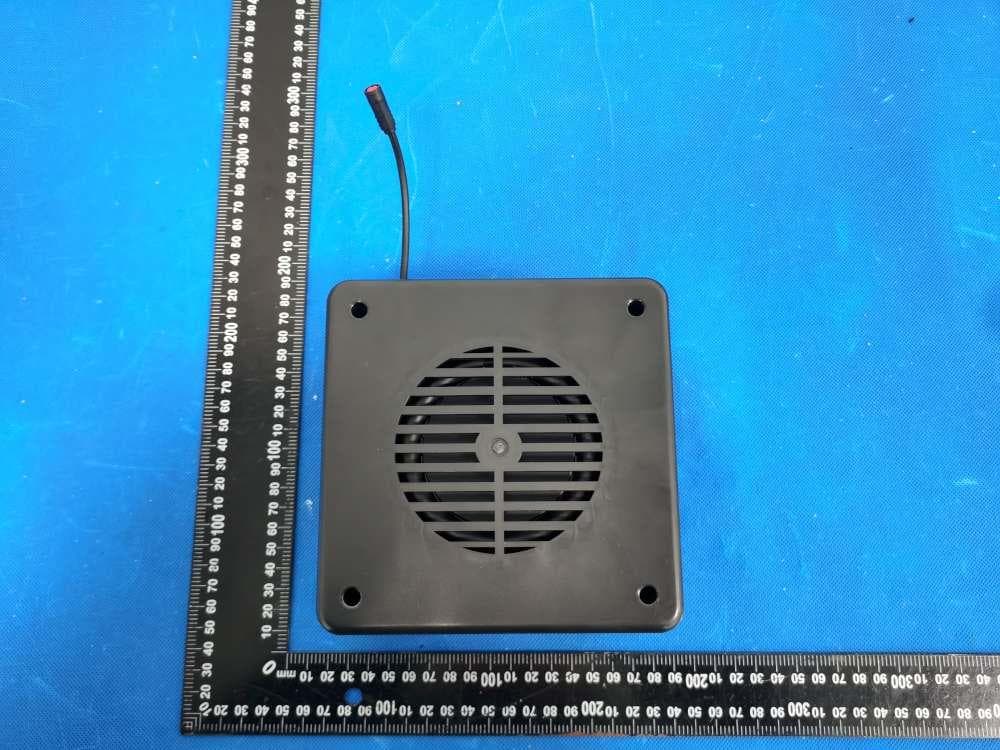 Bluetooth Speaker - FCC ID 2A994-SPK01 - HANGZHOU CREATIVE LIVING CO., LTD. (2)