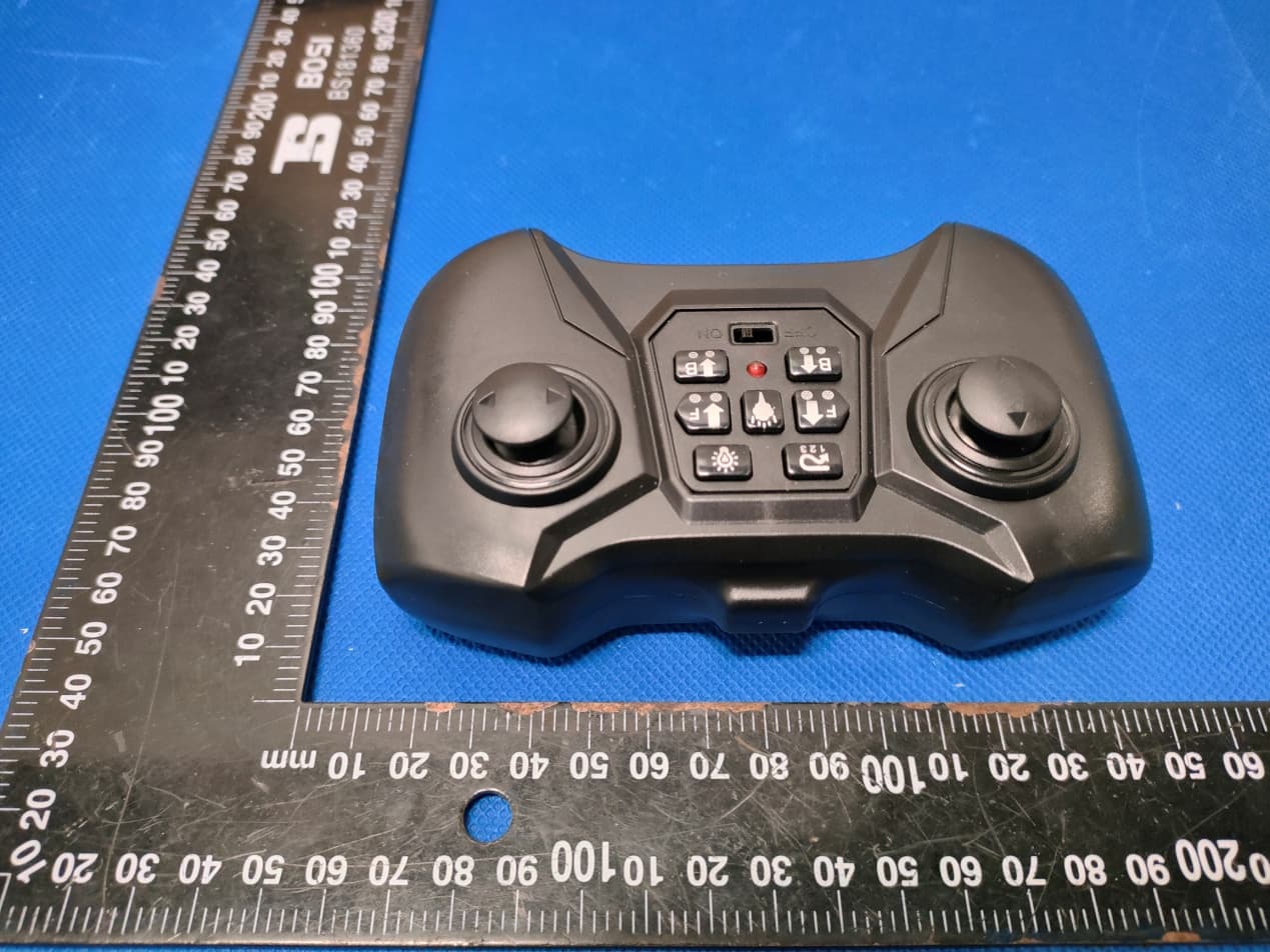Remote Control Car - FCC ID 2A9AX-RC-LAN - Nanyang gouchen Network Technology Co., Ltd. (4)