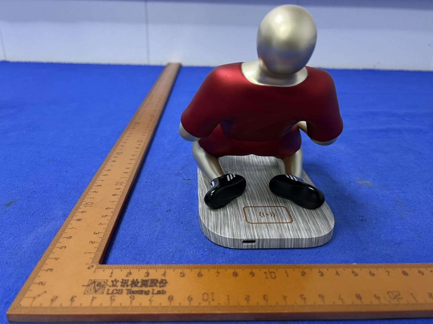 Wireless Charger - FCC ID 2A9CW-W08 - Dongguan Aoyu Digital Technology Co., Ltd. (4)