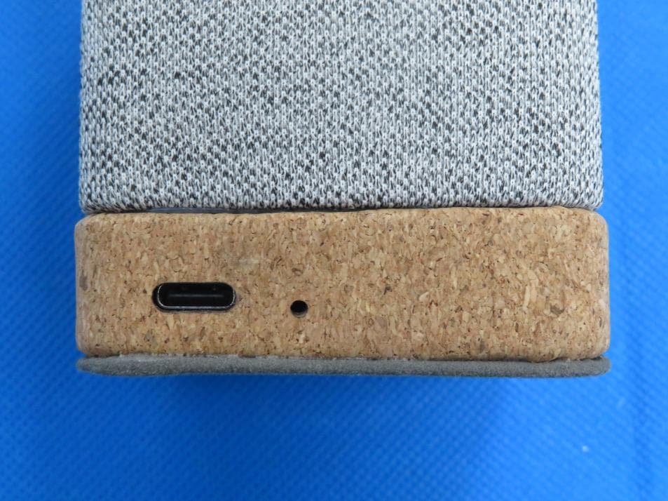 Bluetooth speaker - FCC ID 2A9E4YC-006 - Dongguan Yichen Electronic Technology Co.,Ltd