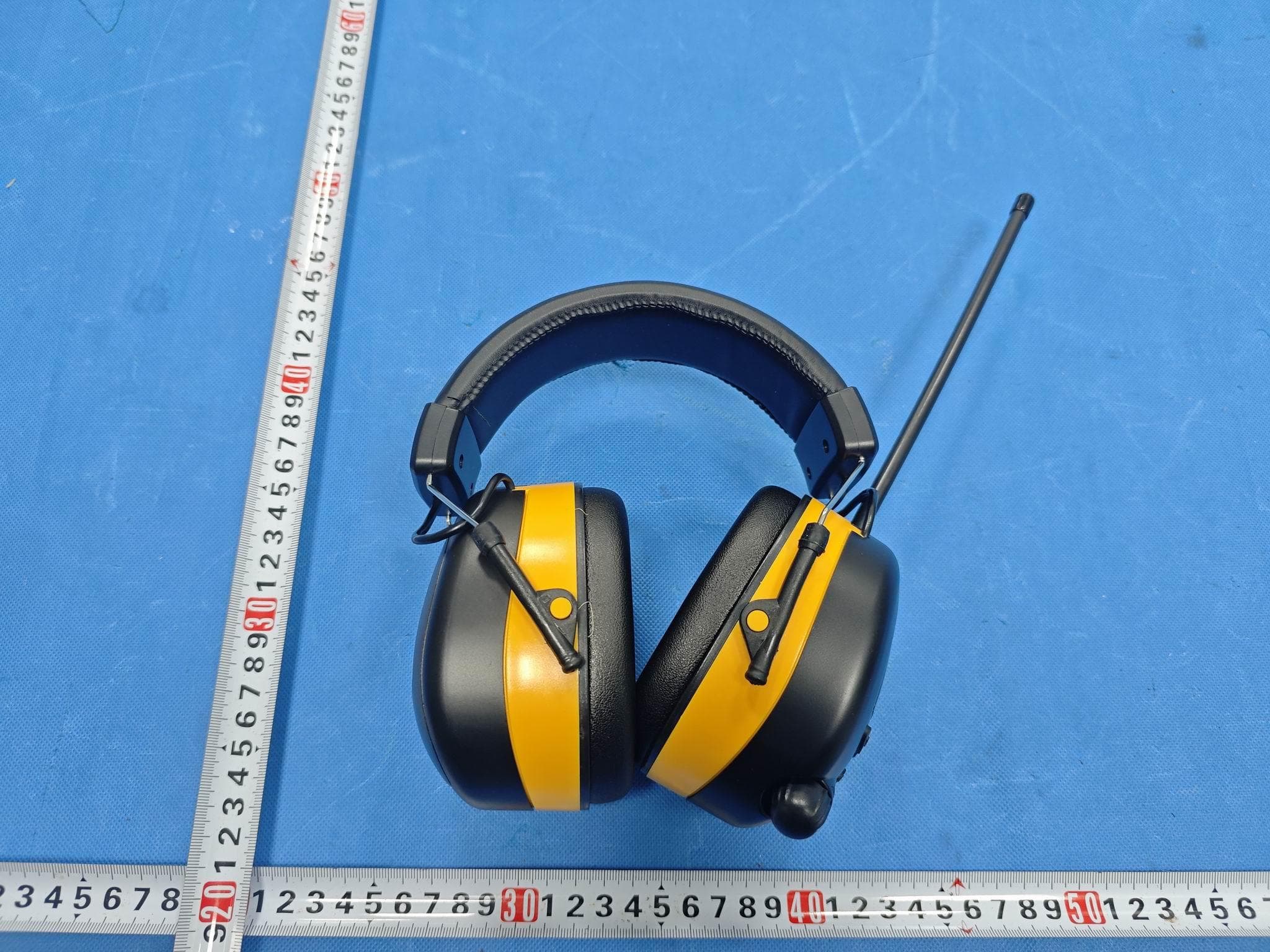 Earmuff - FCC ID 2A9H3-EM6065 - Dongguan City jin Sheng Electronic Technology Co,Ltd (3)
