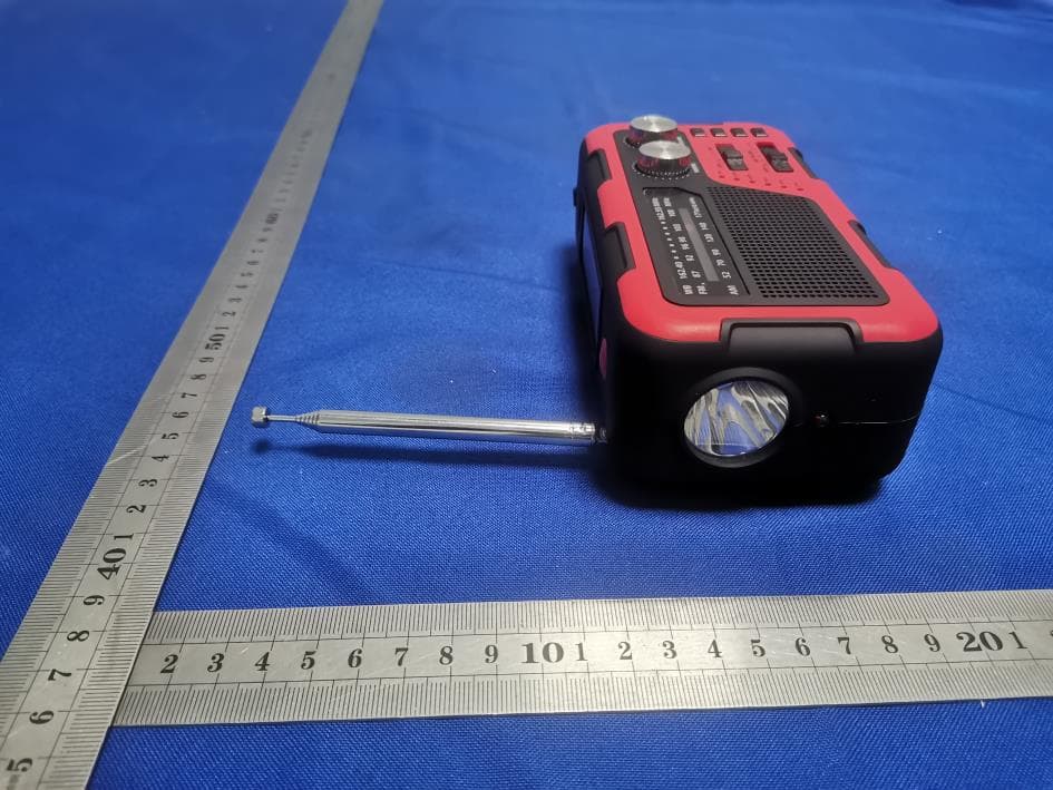 Hand generator radio - FCC ID 2A9H3WB-2WB - Dongguan City jin Sheng Electronic Technology Co,Ltd (2)