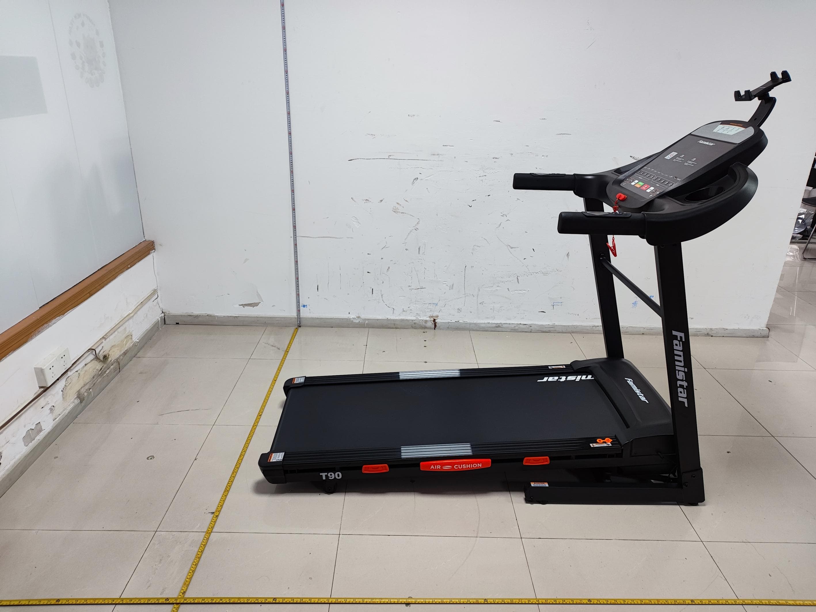 TREADMILL - FCC ID 2A9J3-T90 - Shenzhen LongXiang Intelligent Technology Co. Ltd.