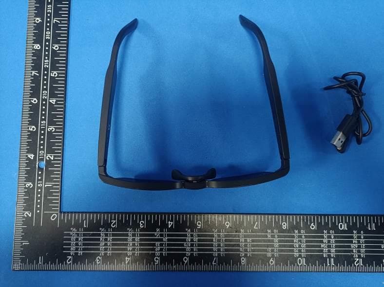glasses - FCC ID 2A9JD-GS200 - Shenzhen Jingyun Wulian Technology CO.,Ltd (4)