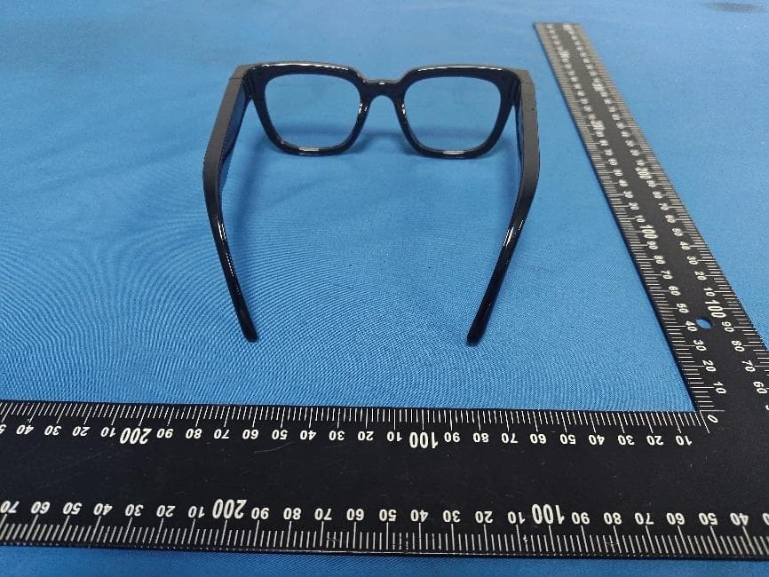 smart glasses - FCC ID 2A9JD-Q11 - Shenzhen Jingyun Wulian Technology CO.,Ltd (3)