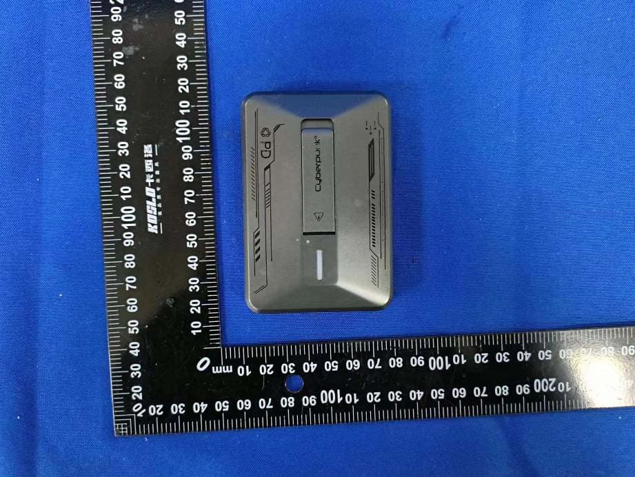 Magnetic wireless charging power bank - FCC ID 2A9KG-M1 - Shenzhen Mengzheng Technology Co., Ltd. (2)