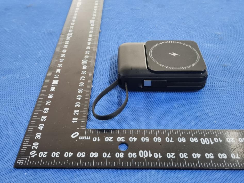 Power Bank - FCC ID 2A9KG-Q5 - Shenzhen Mengzheng Technology Co., Ltd. (3)
