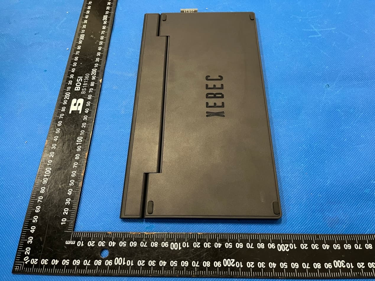 Foldable keyboard - FCC ID 2A9LW-XKB1 - Xebec, Inc.