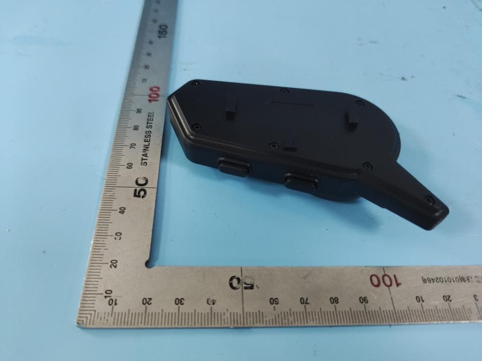 HELMET WIRELESS EARPHONE - FCC ID 2A9MI-D2-6X - Shenzhen Yixi Technology Co., LTD (5)