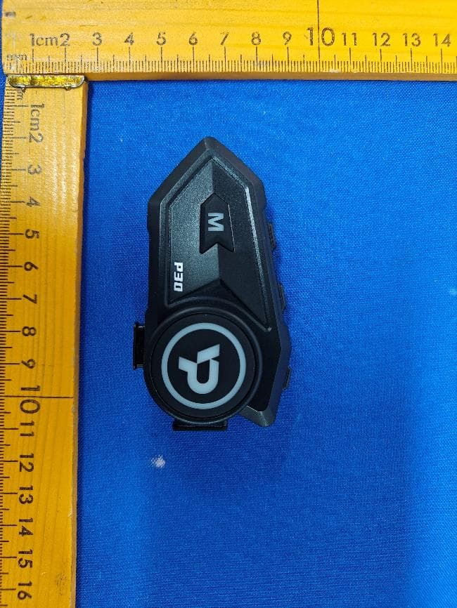 HELMET WIRELESS EARPHONE - FCC ID 2A9MI-P30 - Shenzhen Yixi Technology Co., LTD (2)