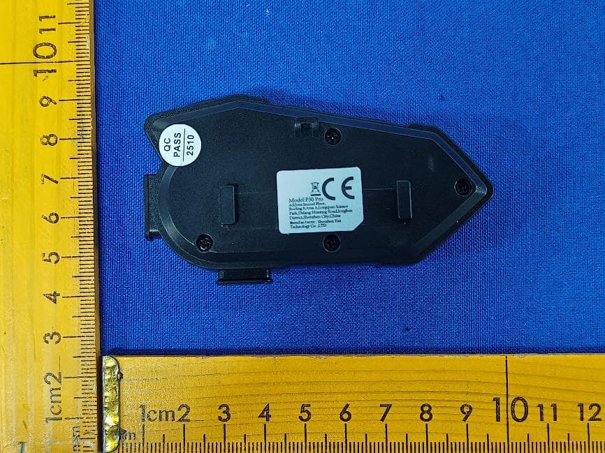HELMET WIRELESS EARPHONE - FCC ID 2A9MI-P30-PRO - Shenzhen Yixi Technology Co., LTD