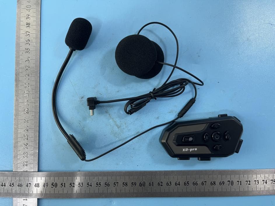 HELMET WIRELESS EARPHONE - FCC ID 2A9MI-X2-PRO - Shenzhen Yixi Technology Co., LTD