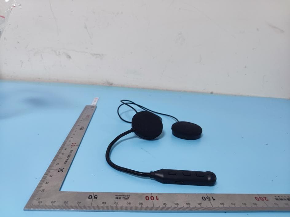 HELMET WIRELESS EARPHONE - FCC ID 2A9MI-Y1 - Shenzhen Yixi Technology Co., LTD (5)