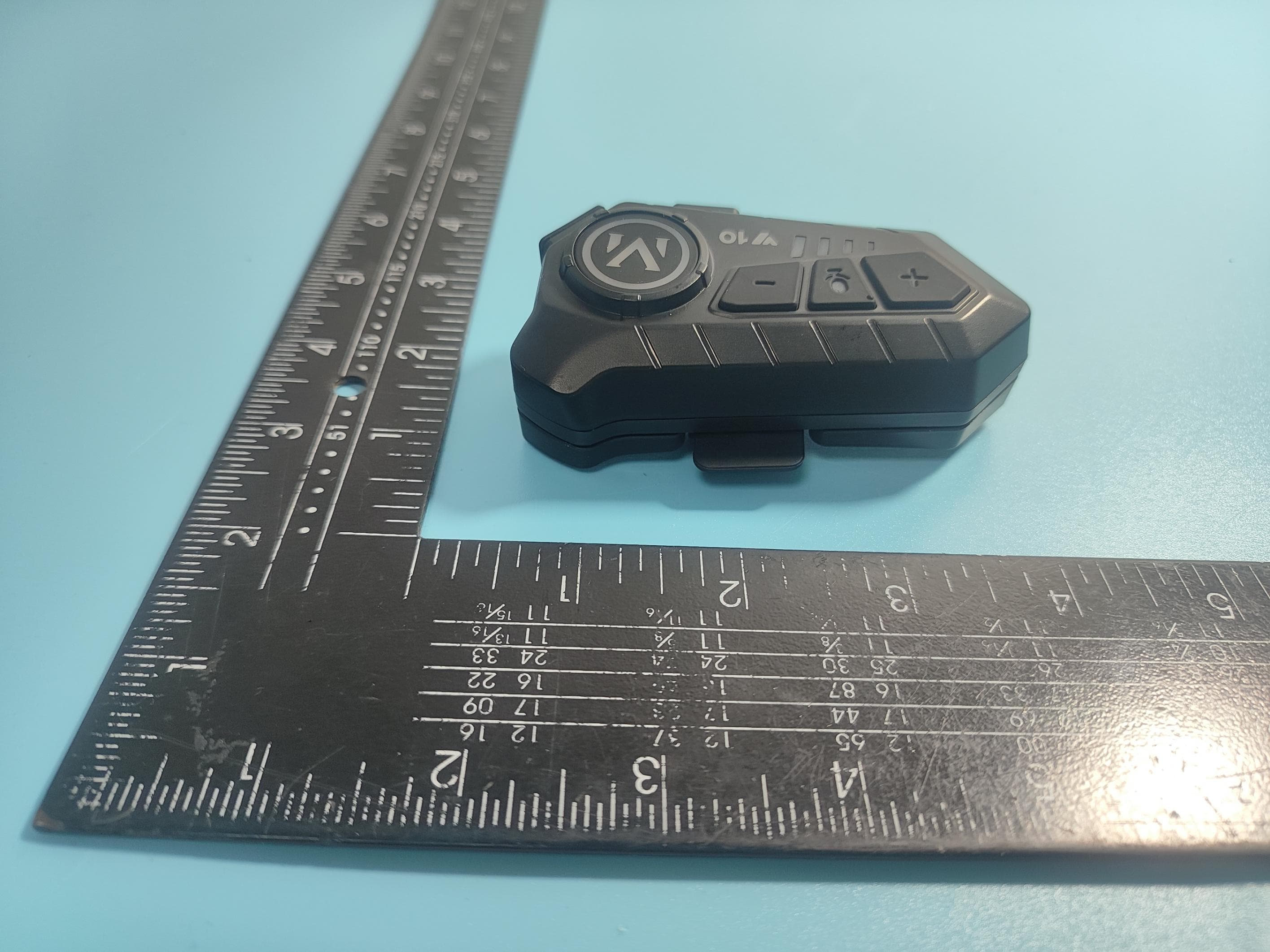 Helmet Bluetooth headset - FCC ID 2A9MI-Y10 - Shenzhen Yixi Technology Co., LTD (5)