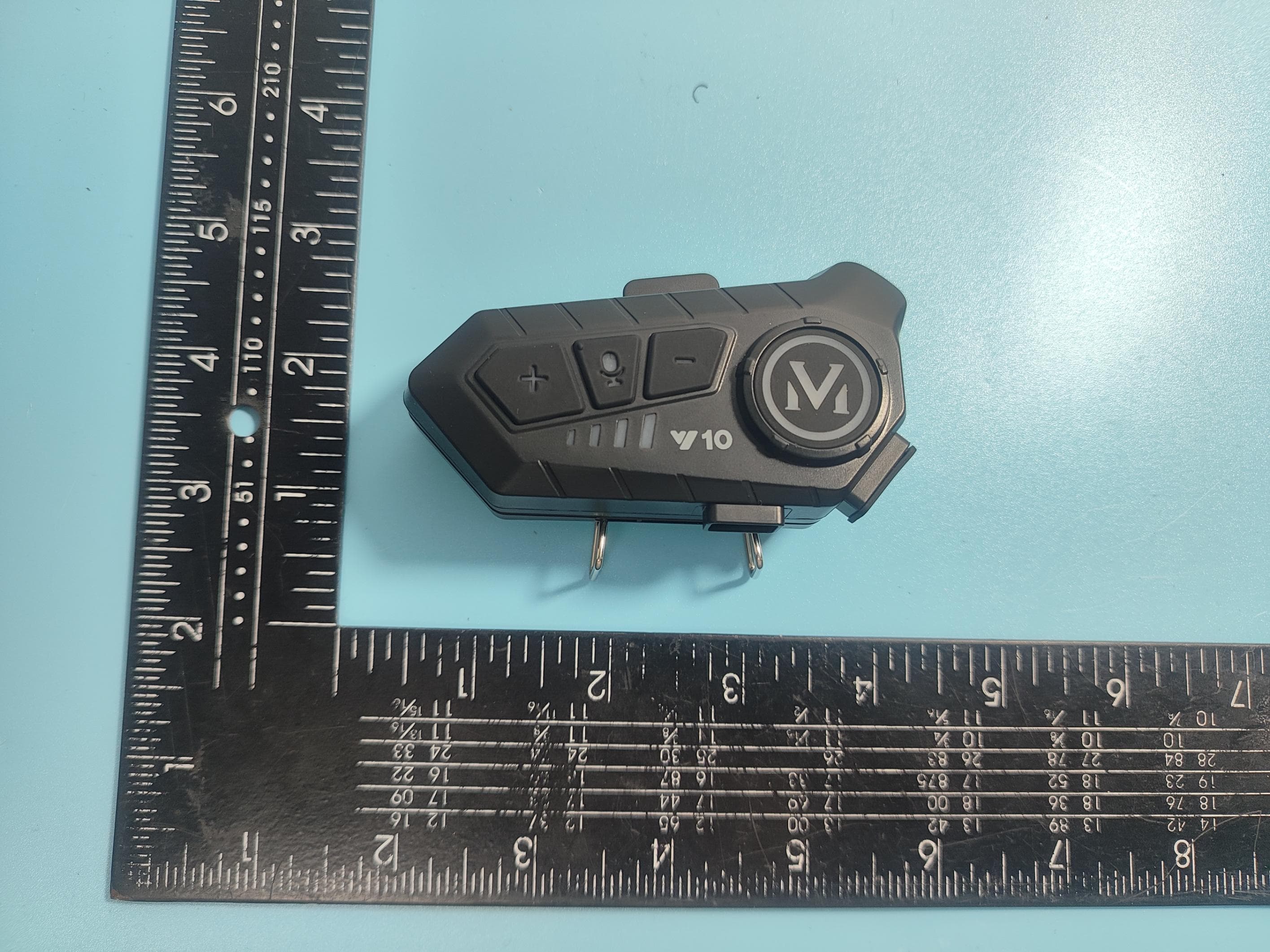 Helmet Bluetooth headset - FCC ID 2A9MI-Y10 - Shenzhen Yixi Technology Co., LTD