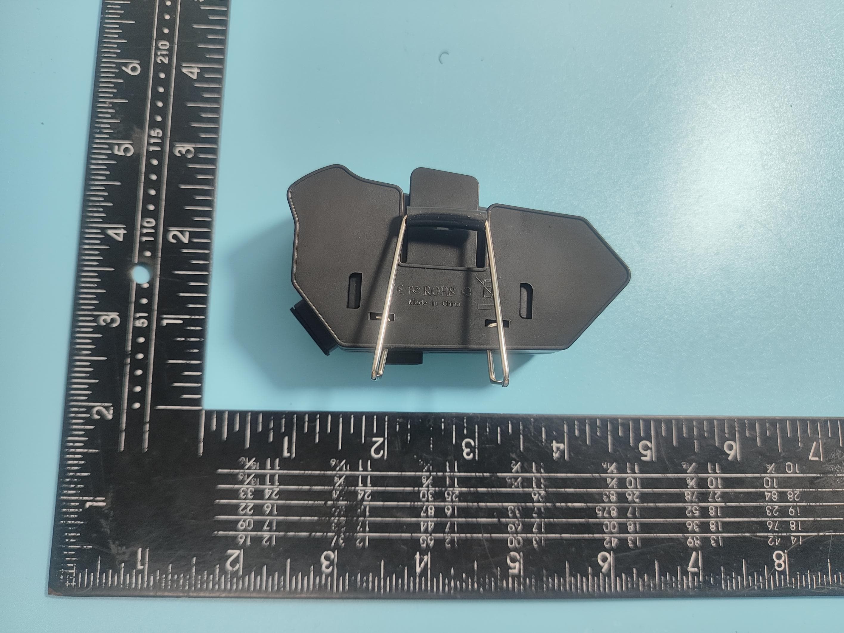 Helmet Bluetooth headset - FCC ID 2A9MI-Y10 - Shenzhen Yixi Technology Co., LTD (3)