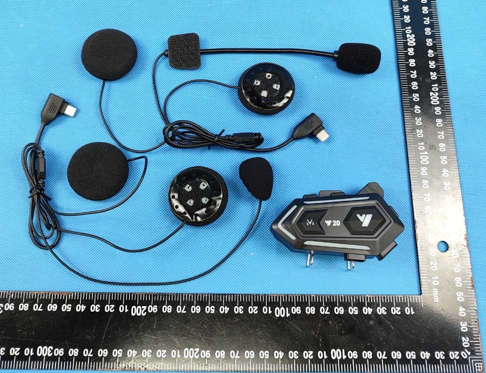 HELMET WIRELESS EARPHONE - FCC ID 2A9MI-Y20 - Shenzhen Yixi Technology Co., LTD