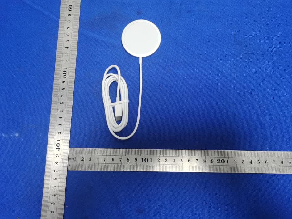 Magnetic Wireless Charger - FCC ID 2A9N4-C02 - ShenZhen RuiYiDa Technology Co., Ltd