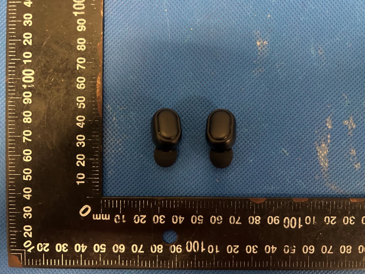 bluetooth headset - FCC ID 2A9NQ-E7S - Shenzhen Lanxingxin Technology Co., Ltd. (2)