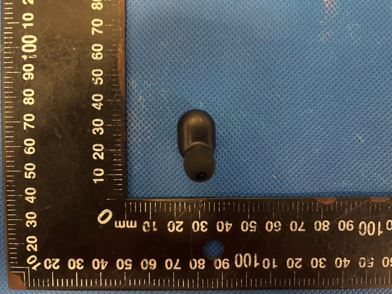 bluetooth headset - FCC ID 2A9NQ-E7S - Shenzhen Lanxingxin Technology Co., Ltd. (4)
