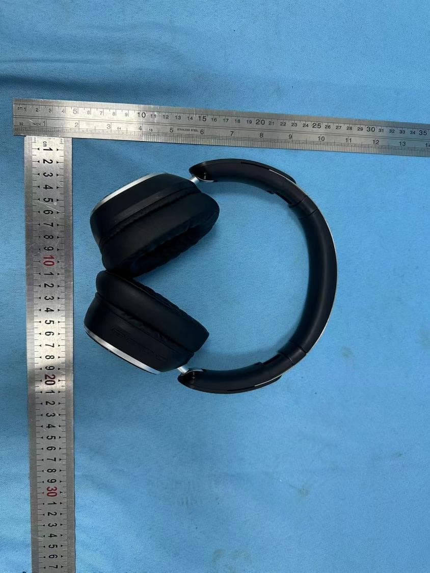 Bluetooth Headset - FCC ID 2A9NQ-M12 - Shenzhen Lanxingxin Technology Co., Ltd. (3)
