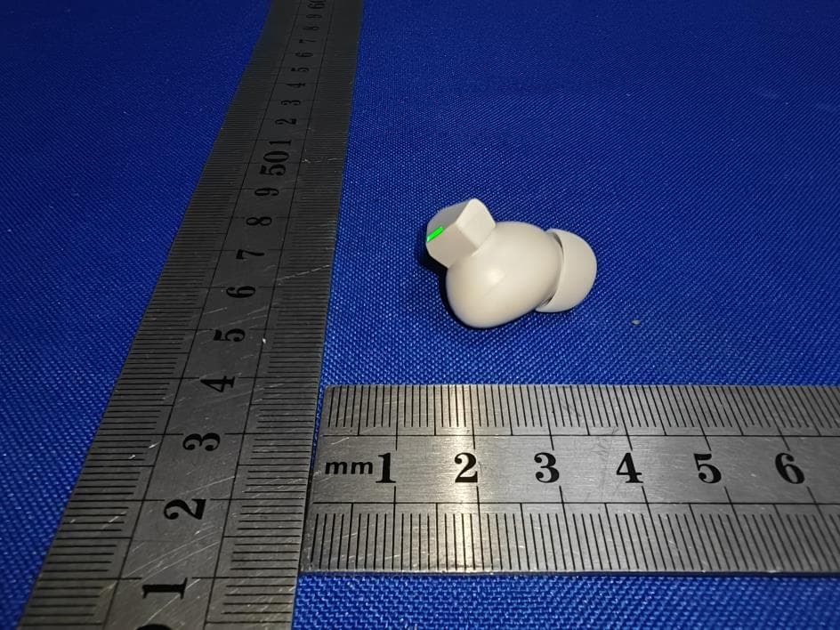TWS Bluetooth headset - FCC ID 2A9NQ-P50 - Shenzhen Lanxingxin Technology Co., Ltd. (5)