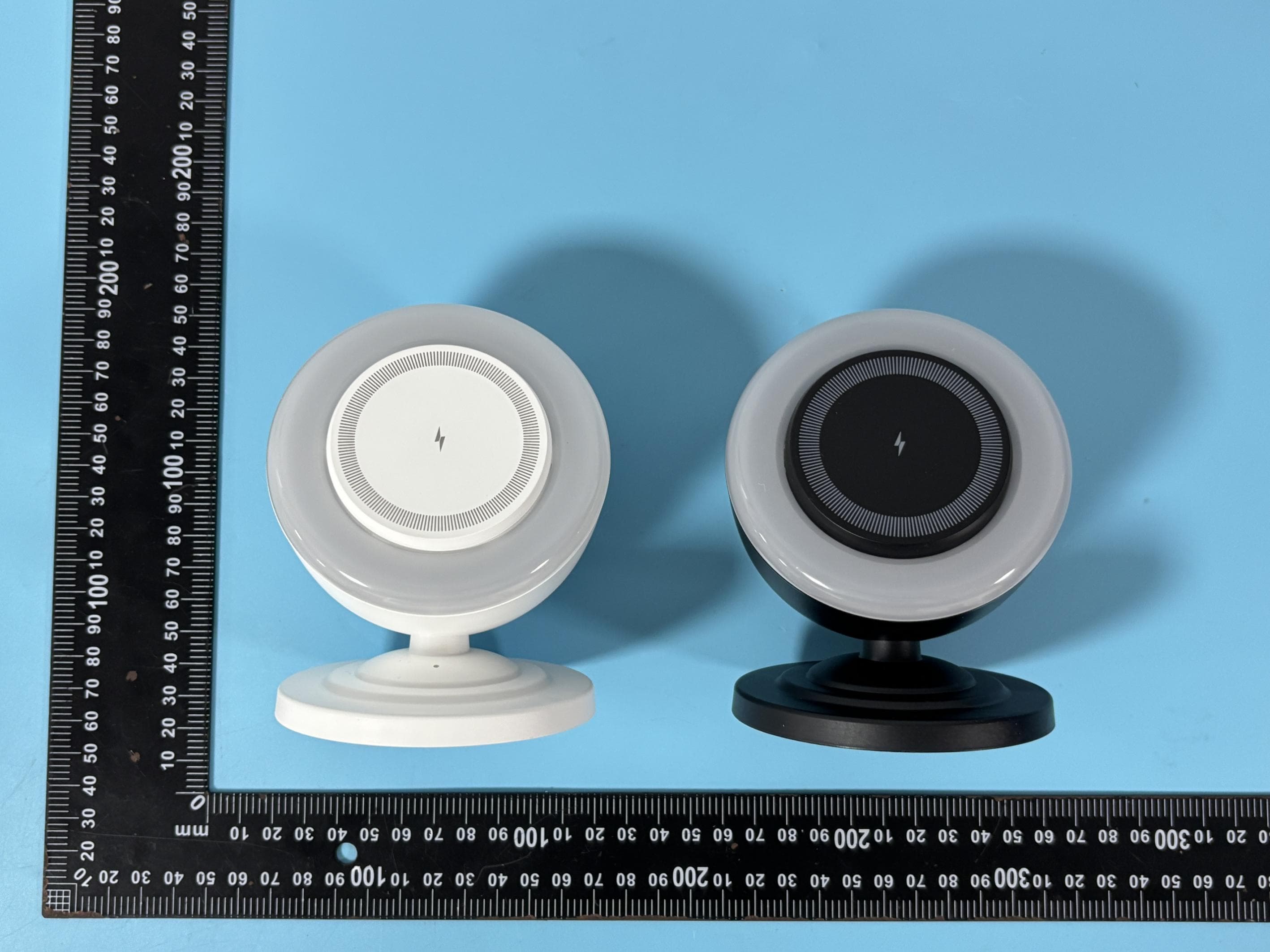 3 IN 1 WIRELESS CHARGER - FCC ID 2A9NX-OJD-136 - Huizhou OJD Technology Co., Ltd