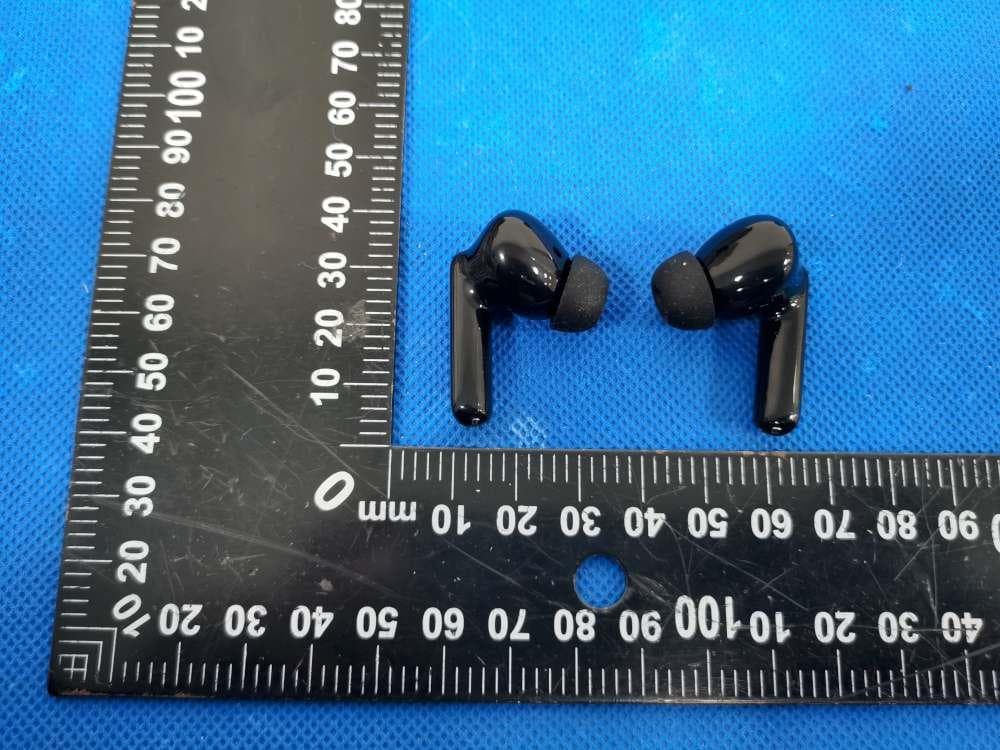 wireless earphones - FCC ID 2A9OP-A9 - Huizhou Yuexiqian Technology Co., Ltd. (2)